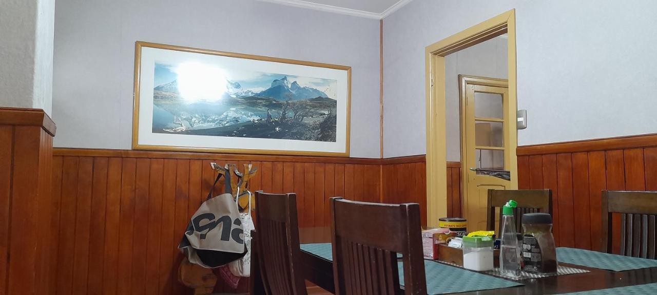 Pension Al Sur Del.Mundo Punta Arenas Exterior photo