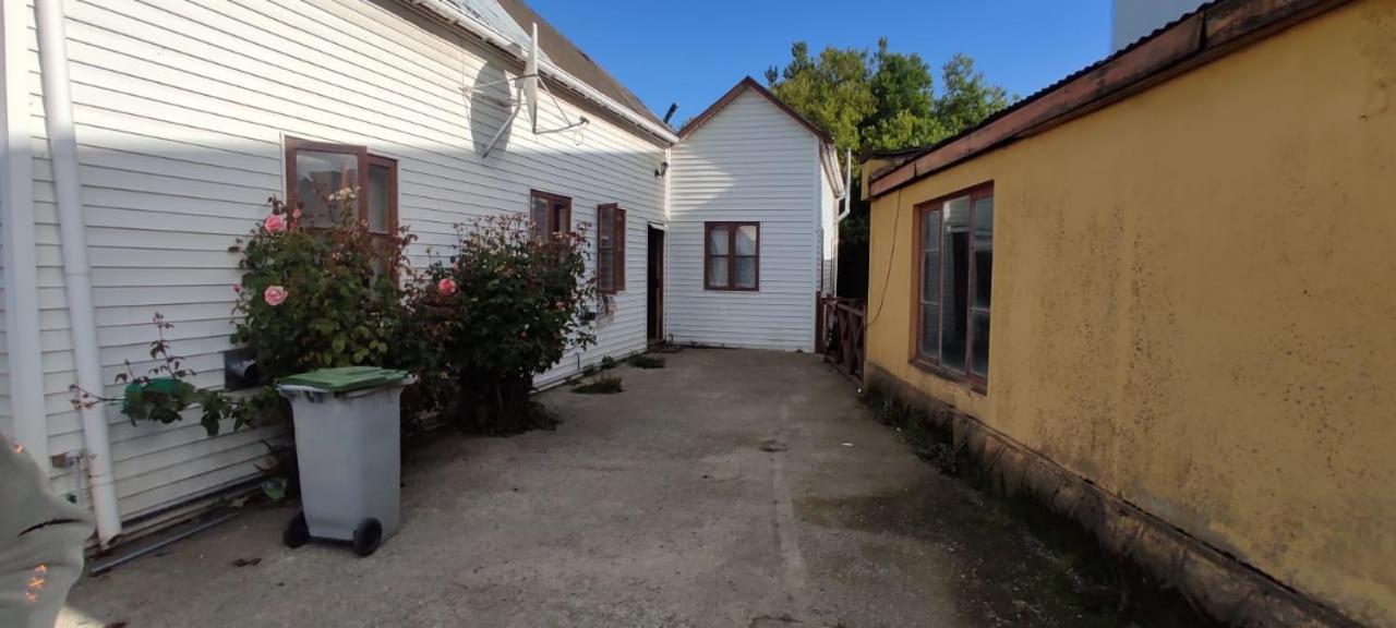 Pension Al Sur Del.Mundo Punta Arenas Exterior photo